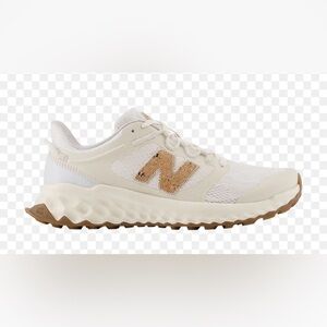Like new New Balance Women's Fresh Foam Garo lace Sneakers